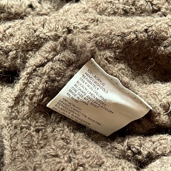 ✨ Infinity scarf - Picture 4 of 4